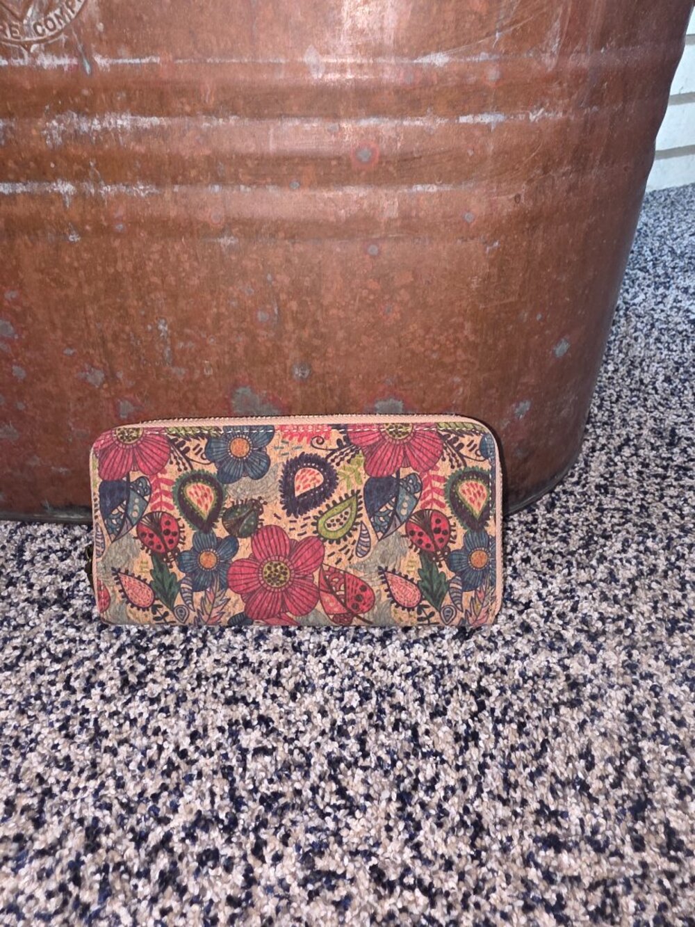 100% Cork Zip-Around Wallet Floral Design Handmade in Portugal - Picture 2 of 10